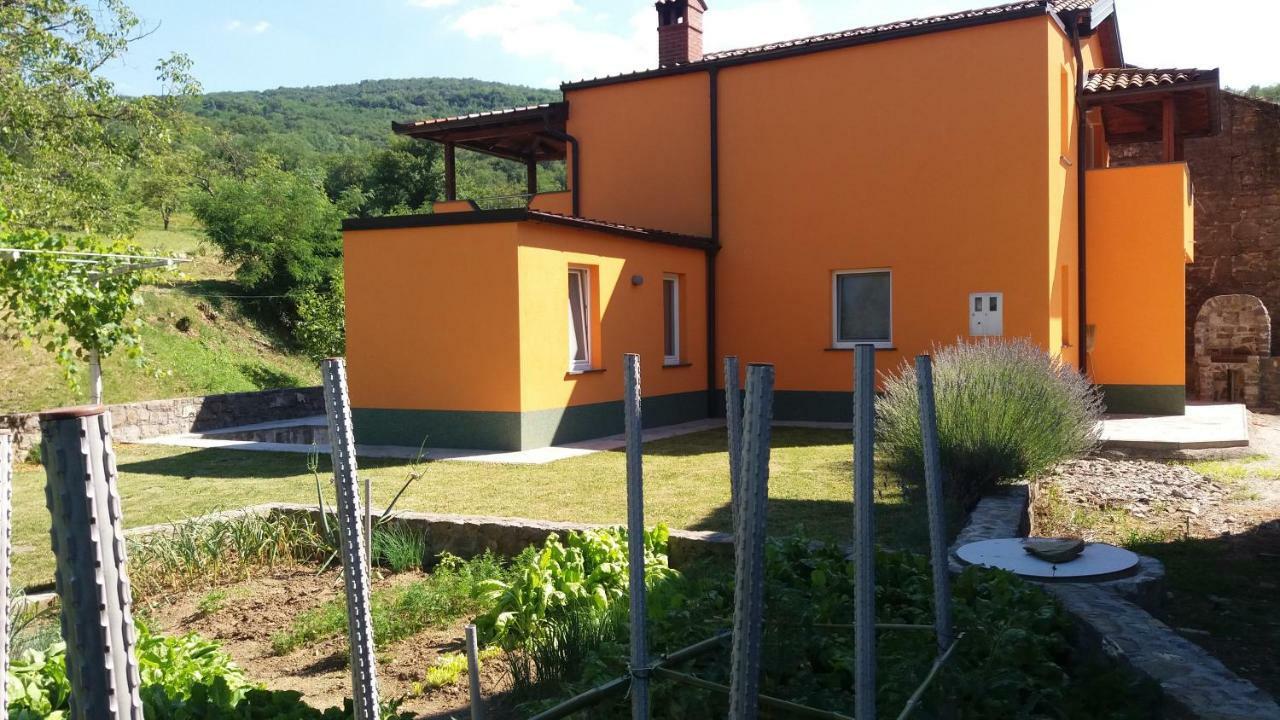 Pocitniska Hisa Guest House Dobravlje Exterior photo